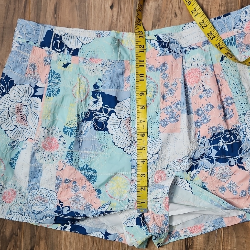 Pink Lily Pastel Floral Women's Shorts XL - Picture 7 of 11